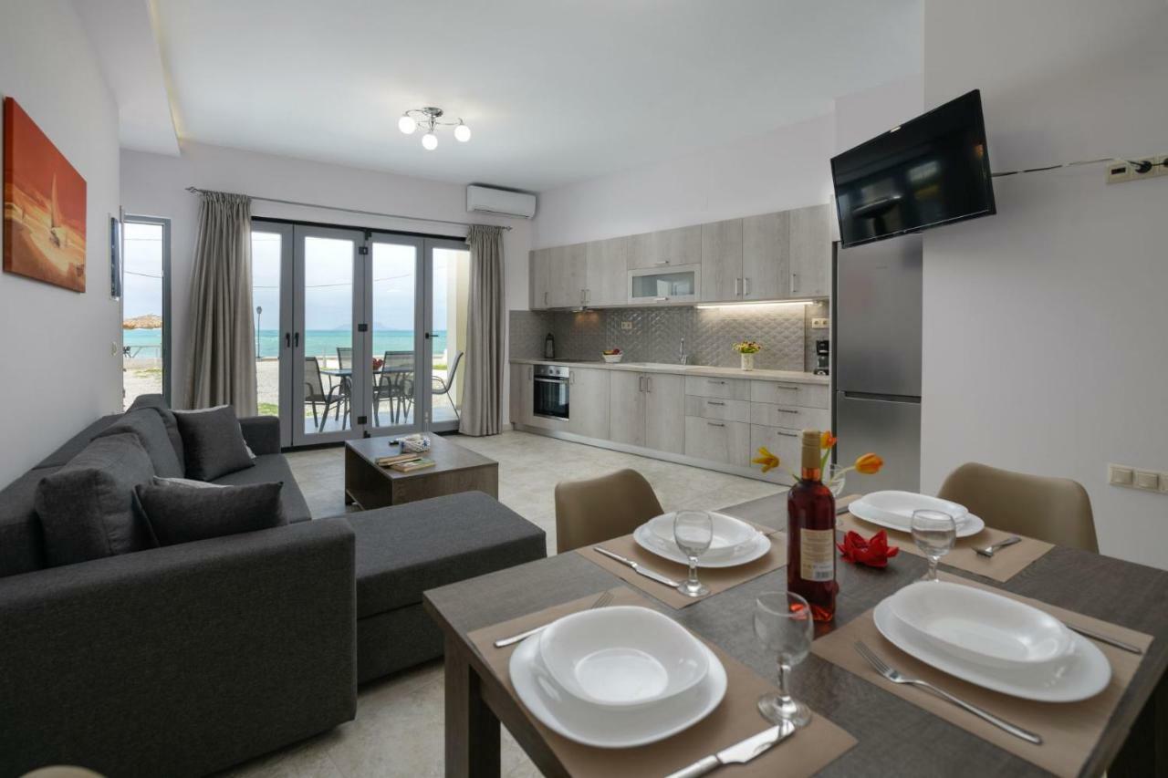 Coral Sea Apartment Kokkinos Pirgos Exterior photo