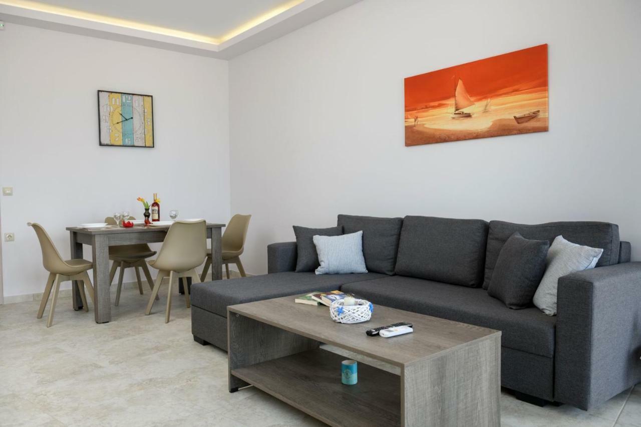 Coral Sea Apartment Kokkinos Pirgos Exterior photo