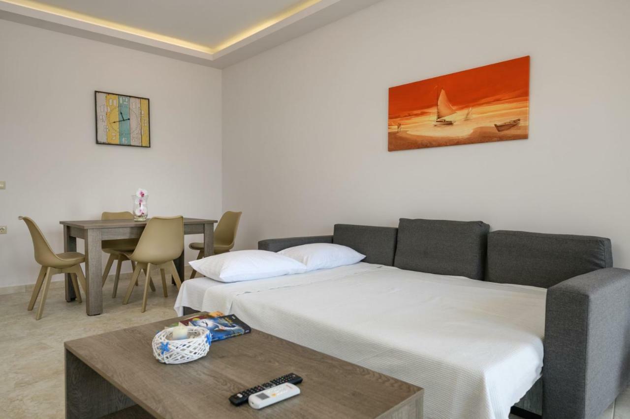 Coral Sea Apartment Kokkinos Pirgos Exterior photo